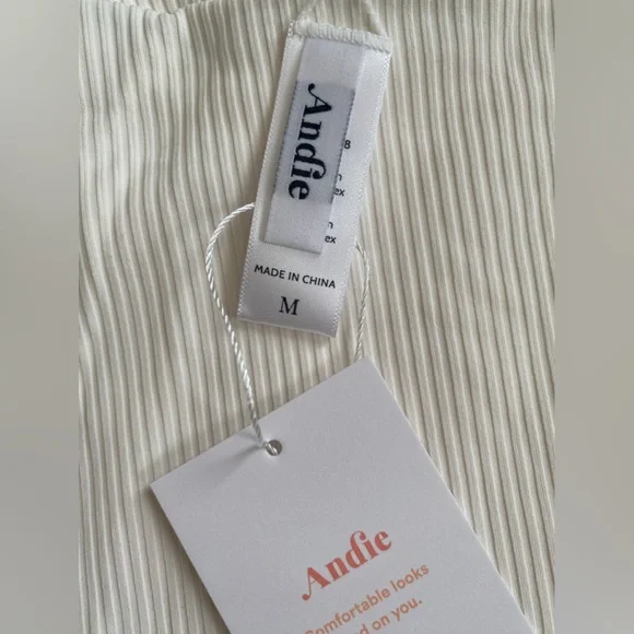 Andie The Asbury Ribbed One Piece Swimsuit High neck Adjustable strap NWT Size M - Picture 5 of 9